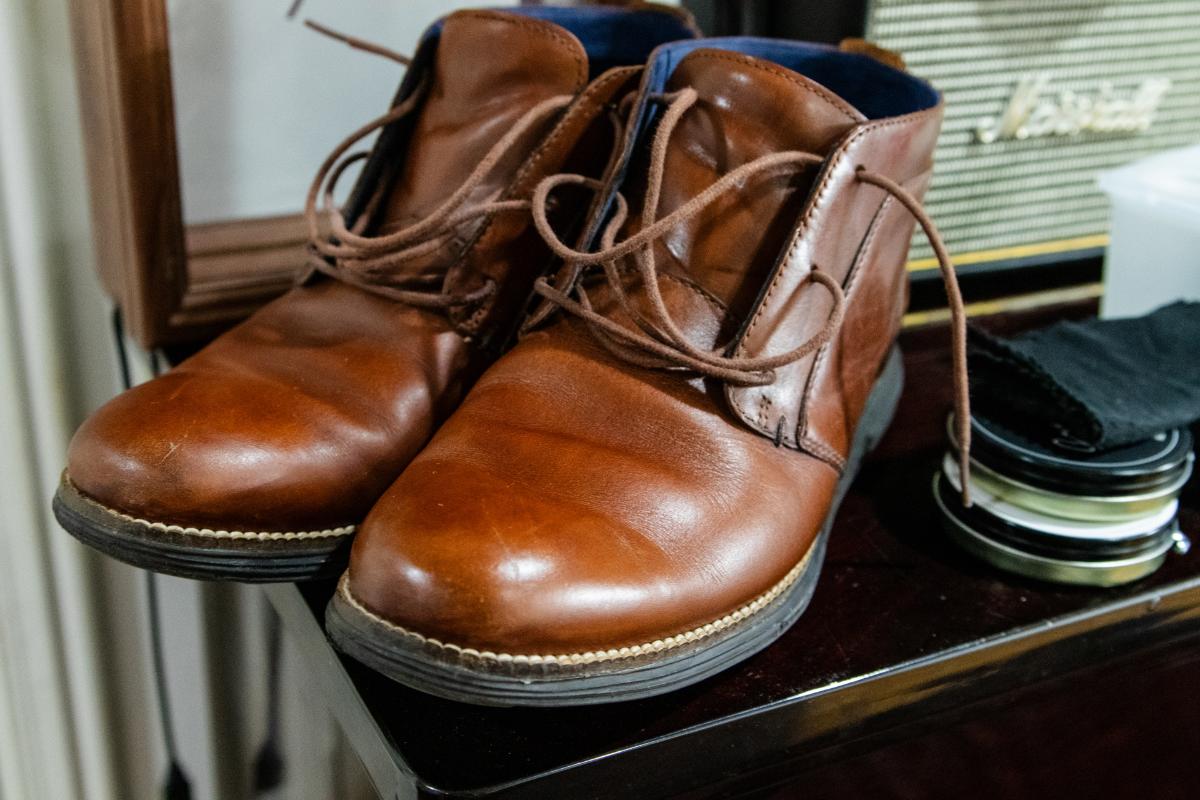 ヌメ革とミンクオイルの正しい使い方！日焼け対策とエイジングケアの全 ...